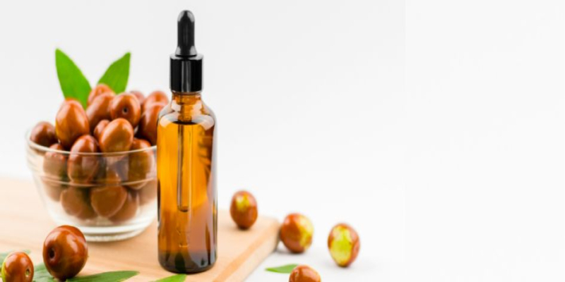 Aceite de jojoba, propiedades y beneficios para pelo y cara